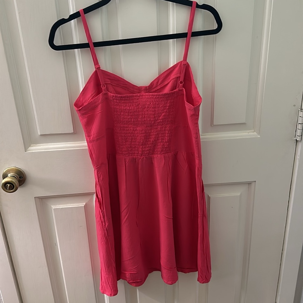 Express Dress - Picture 2 of 7